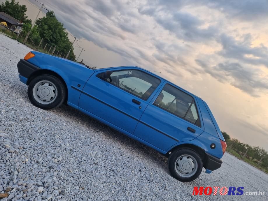 1992' Ford Fiesta C photo #4