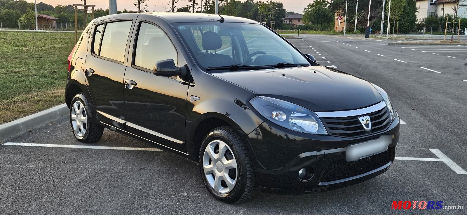 2011' Dacia Sandero 1,4 photo #1