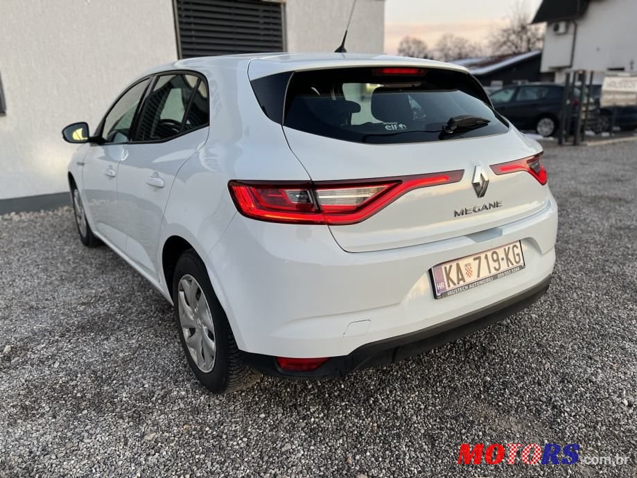 2016' Renault Megane Dci 90 photo #5