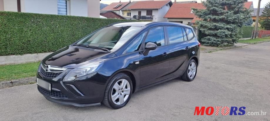 2013' Opel Zafira 2,0 photo #2