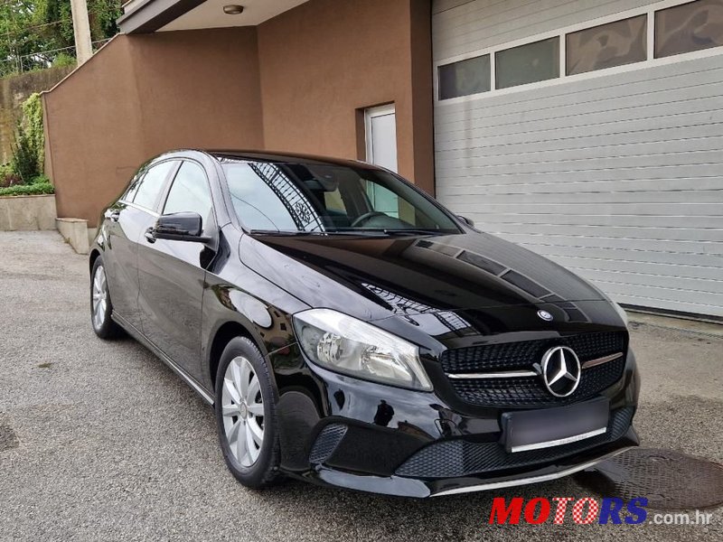 2017' Mercedes-Benz A-Klasa 180 D photo #3