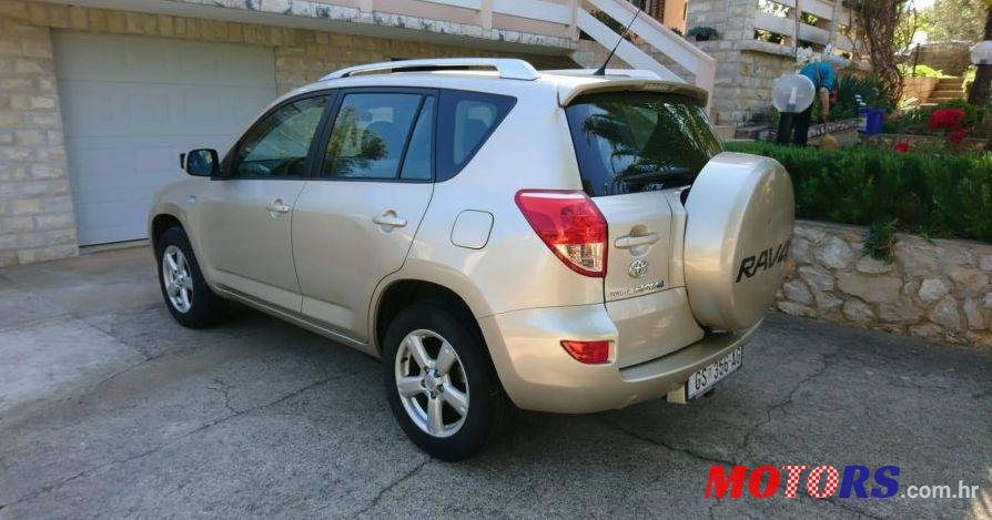 2008' Toyota RAV4 2,2 D-4D photo #1