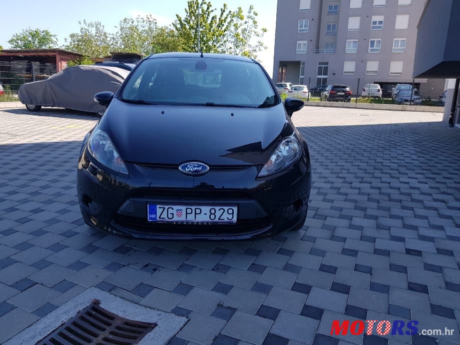 2010' Ford Fiesta 1,6 photo #3