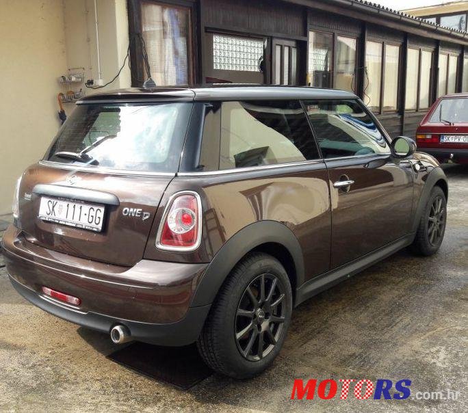 2011' MINI One D photo #1
