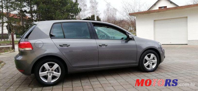 2011' Volkswagen Golf VI 2,0 Tdi photo #1
