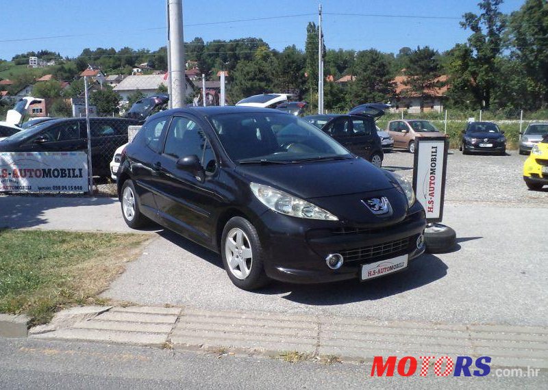 2008' Peugeot 207 1,4 16V photo #1