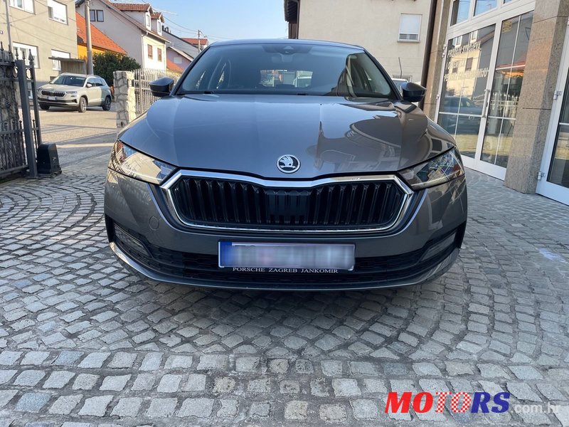 2023' Skoda Octavia 2,0 Tdi photo #2