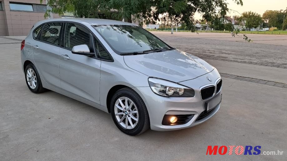 2015' BMW Serija 2 216D photo #2