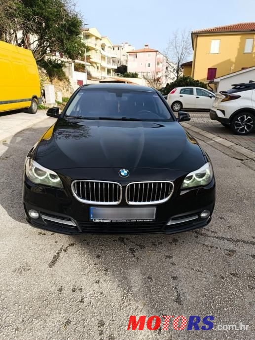 2013' BMW Serija 5 520D photo #1