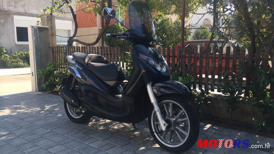 2005' Piaggio Beverly 250 photo #1
