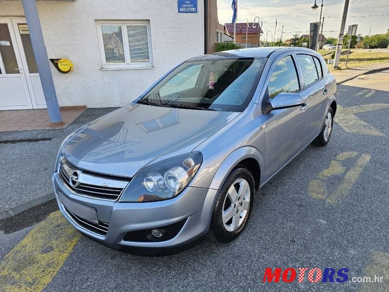 2009' Opel Astra 1,4 photo #1