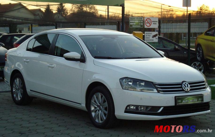 2013' Volkswagen Passat 1,6 Tdi Bmt photo #1
