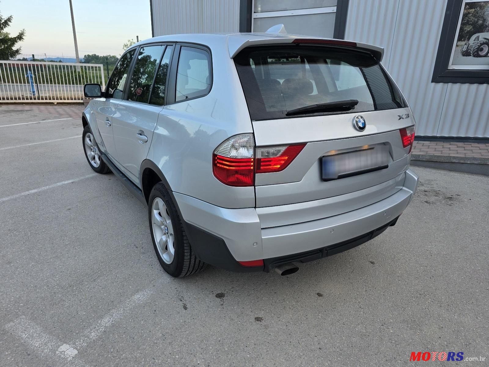 2009' BMW X3 Xdrive20D photo #3