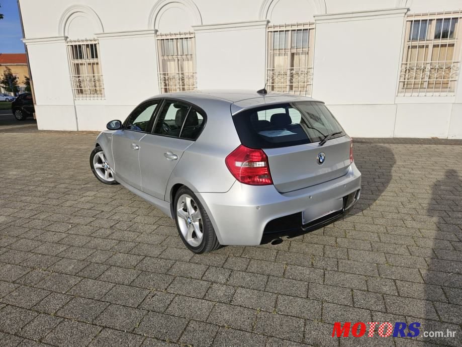 2009' BMW Serija 1 118D photo #5