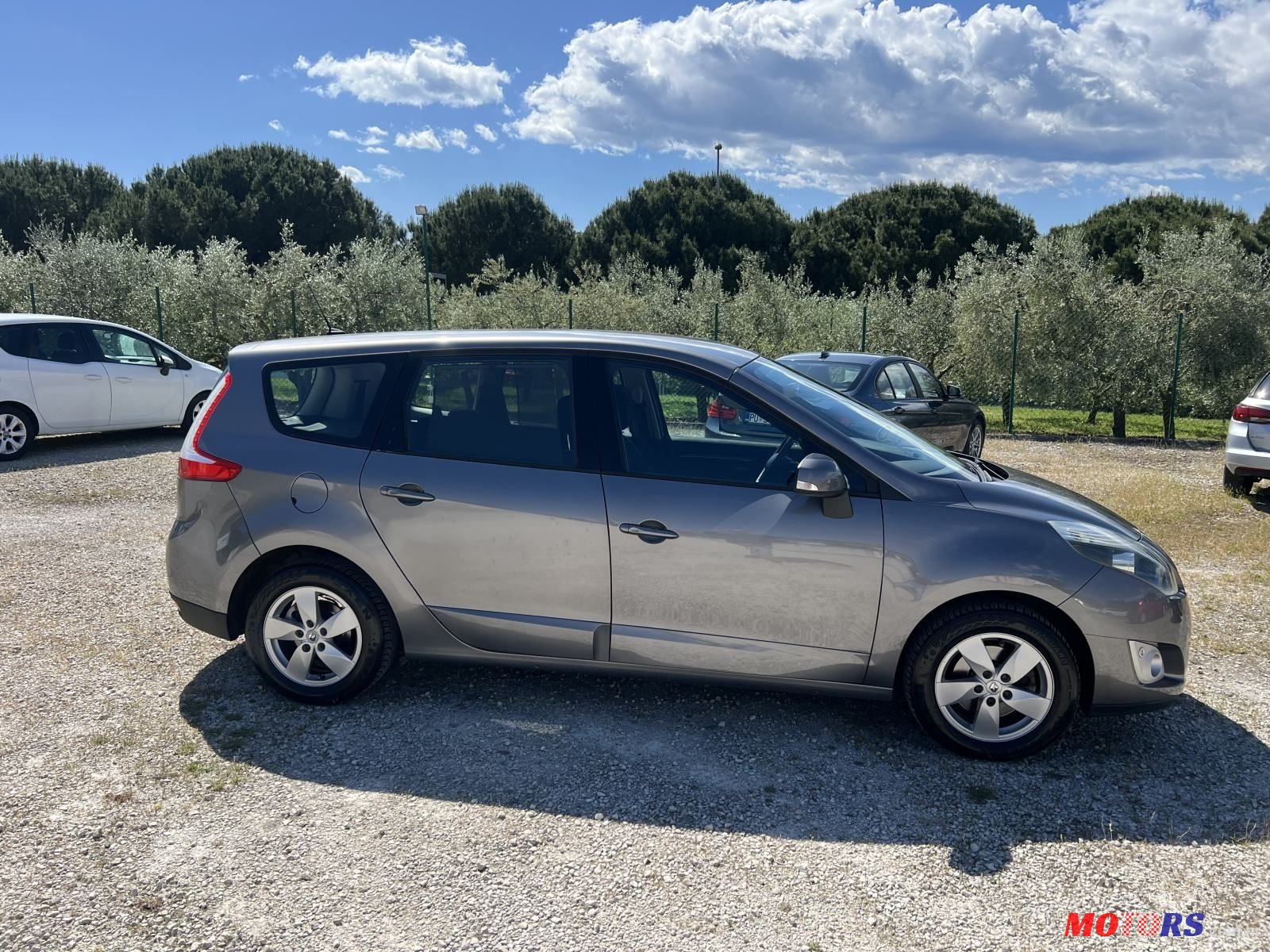2009' Renault Scenic 1,5 Dci photo #5