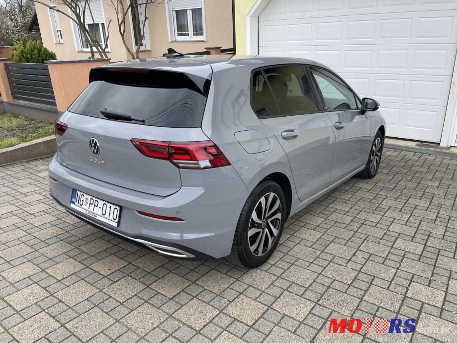 2022' Volkswagen Golf 8 2,0 Tdi photo #3