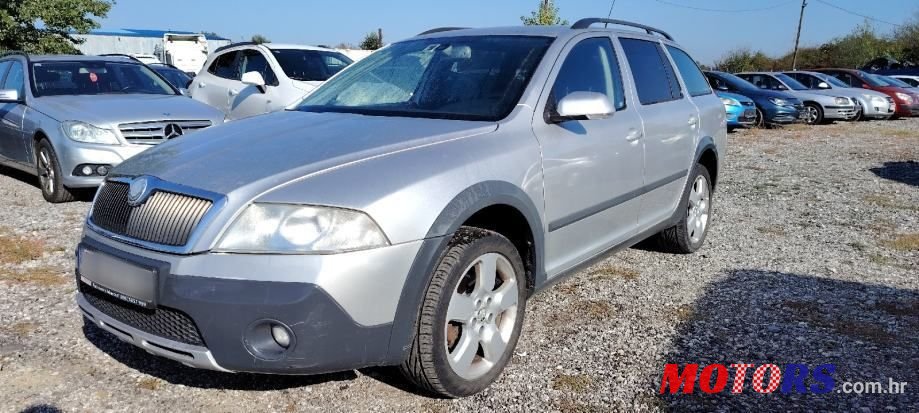 2007' Skoda Octavia Combi photo #2