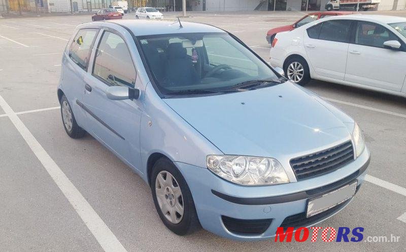 2004' Fiat Punto 1,3 Multijet 16V photo #2