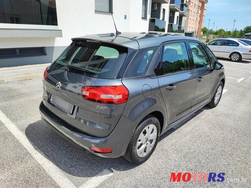 2015' Citroen C4 Picasso photo #4