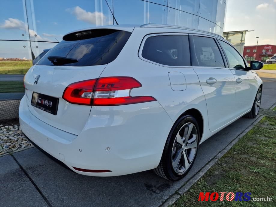 2018' Peugeot 308 Sw photo #5