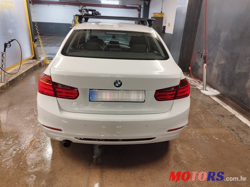2013' BMW Serija 3 320D photo #4