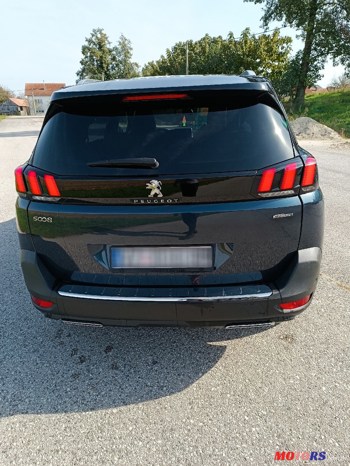 2018' Peugeot 5008 photo #1