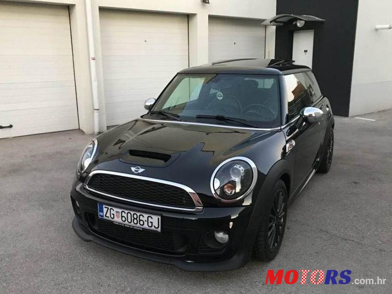 2012' MINI Cooper Cooper Jcw photo #2