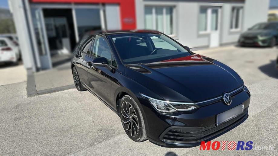 2021' Volkswagen Golf 8 2,0 Tdi photo #1