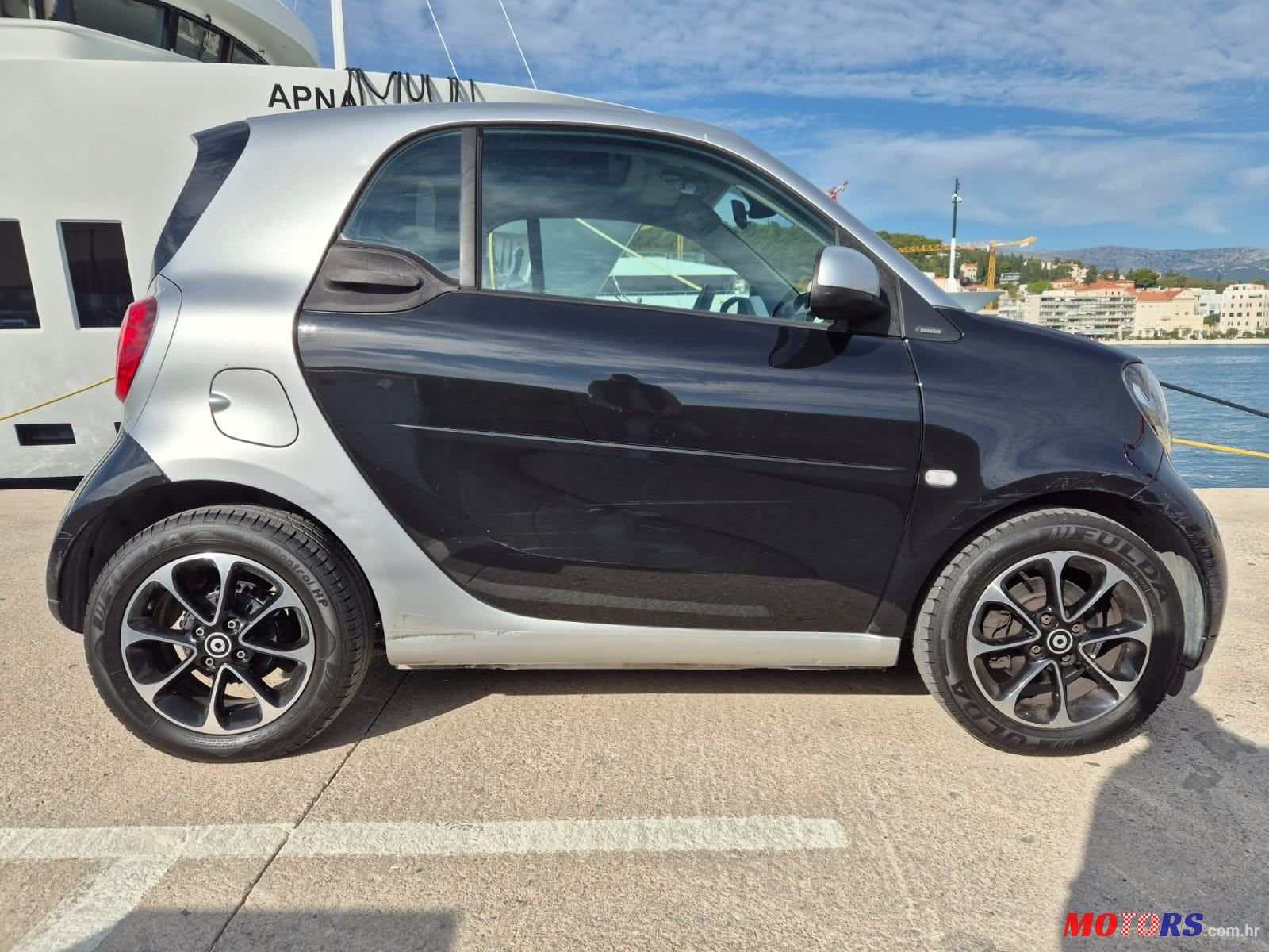 2015' Smart Fortwo photo #4