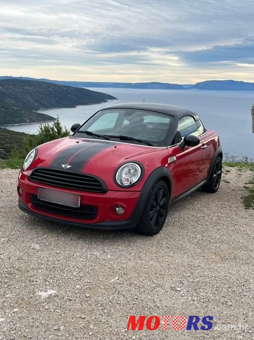 2013' MINI Cooper photo #3