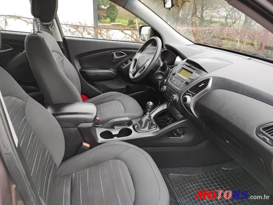 2015' Hyundai ix35 photo #5