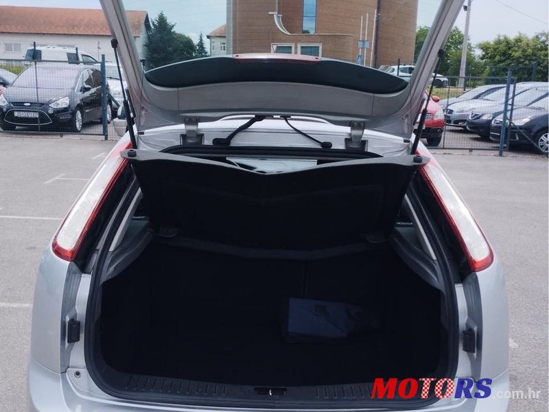 2008' Ford Focus 1,8 photo #6
