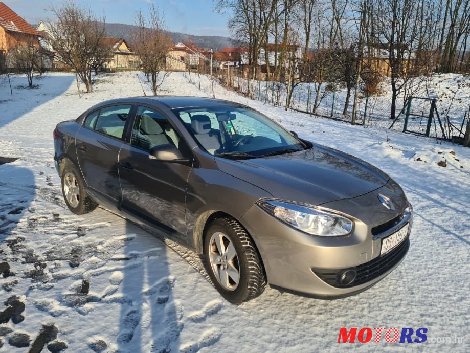 2011' Renault Fluence 1,6 16V photo #1