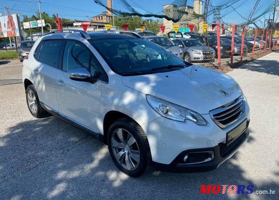 2013' Peugeot 2008 1.6 Hdi photo #1