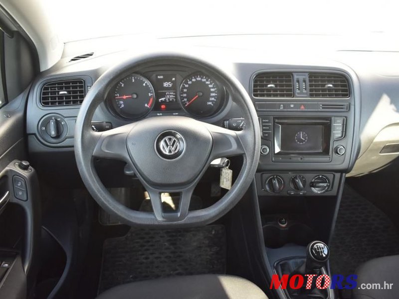 2015' Volkswagen Polo 1,4 Tdi photo #3