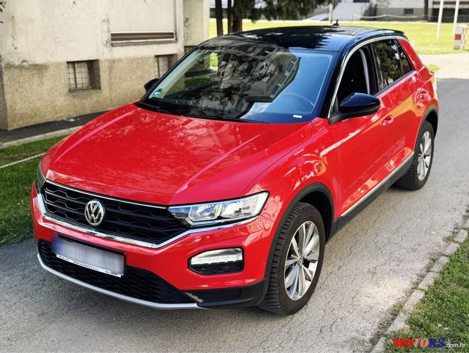 2019' Volkswagen T-Roc 1,6 Tdi photo #1