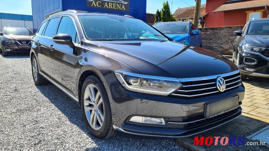 2018' Volkswagen Passat Variant photo #1