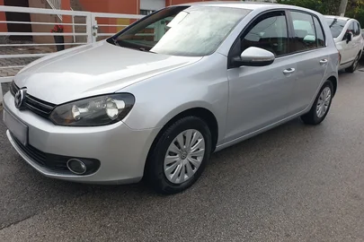 2011' Volkswagen Golf VI 1,6 Tdi