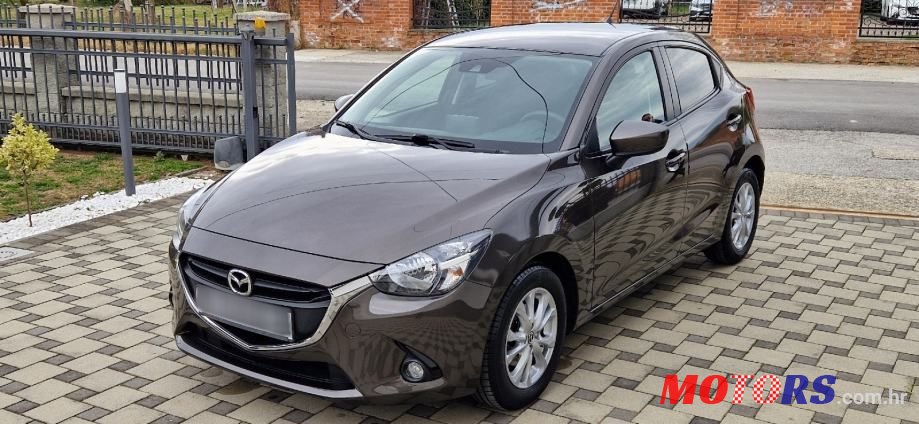 2016' Mazda 2 G90 Challenge photo #1