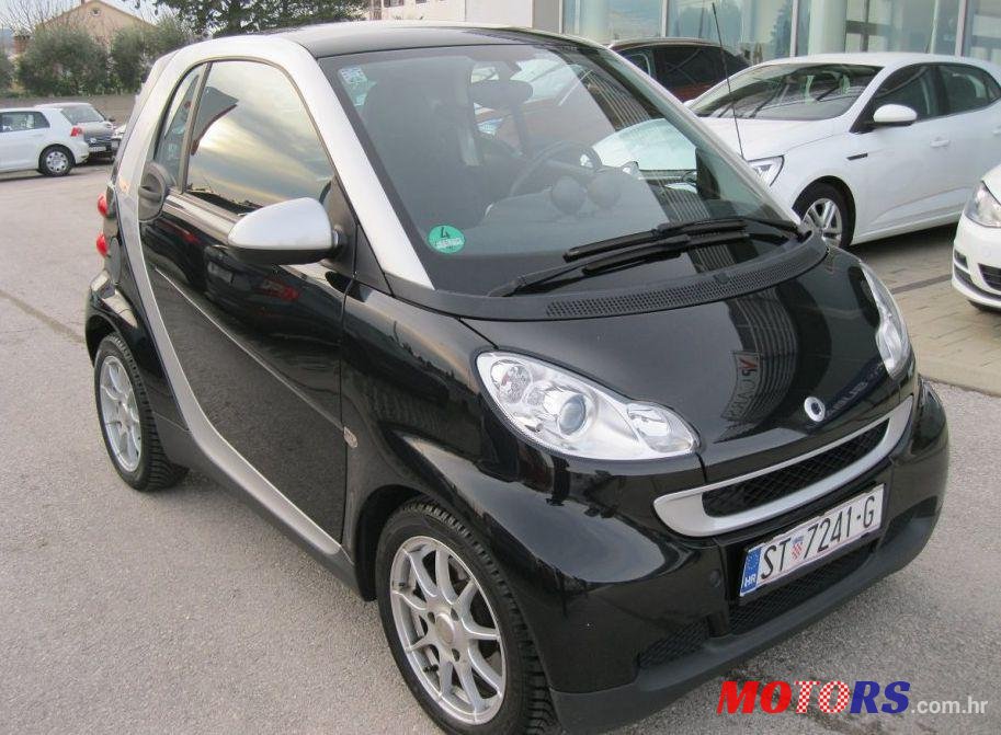 2010' Smart Fortwo Coupe Smart Fortwo Cdi photo #1