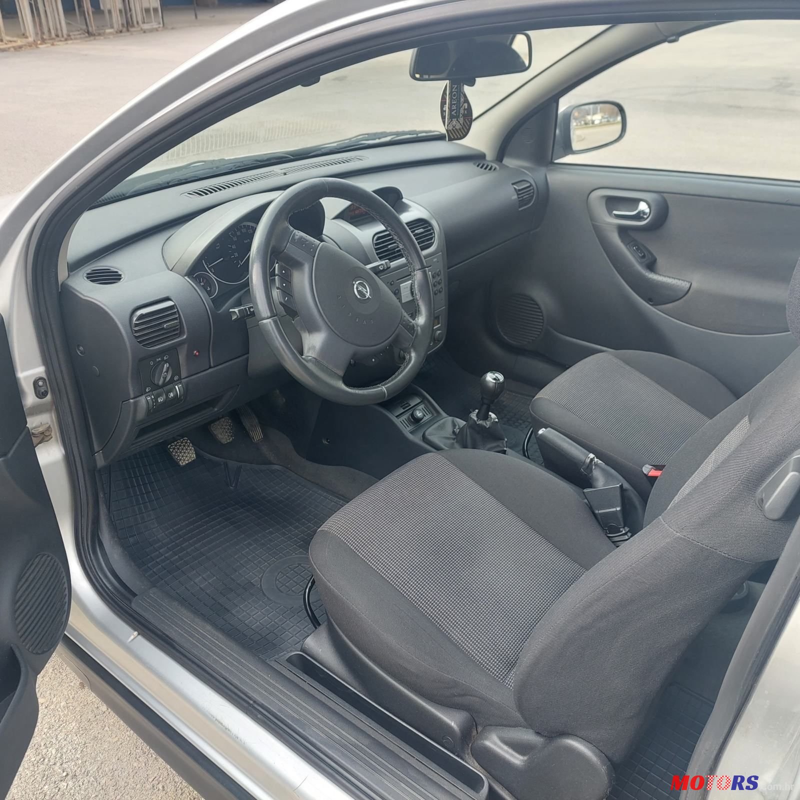 2004' Opel Corsa 1,7 Cdti photo #6