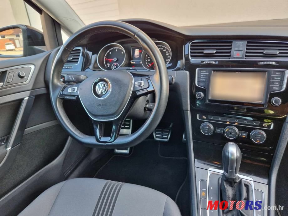 2017' Volkswagen Golf 7 photo #5