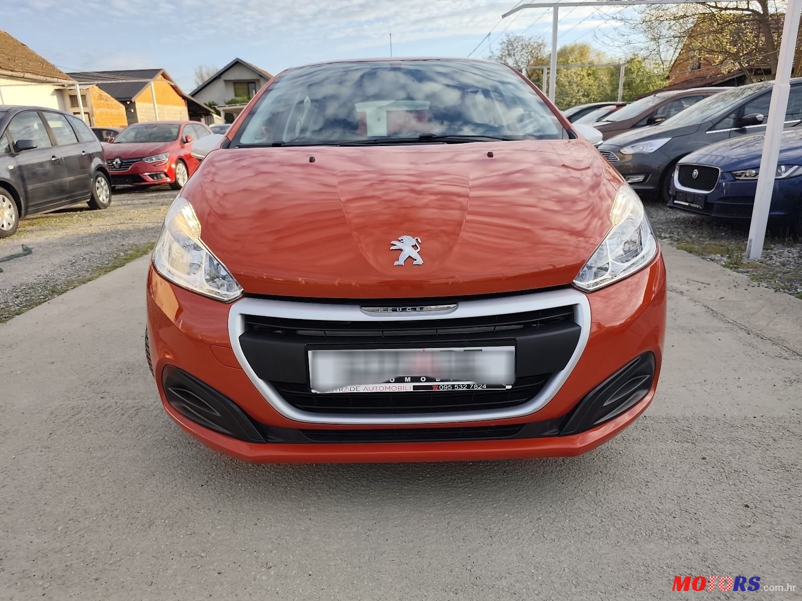 2018' Peugeot 208 1,2 Puretech photo #2