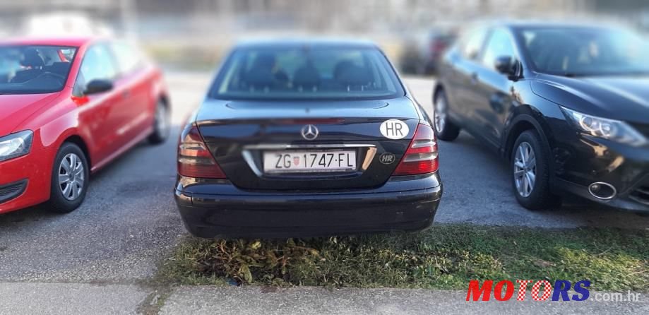 2003' Mercedes-Benz E-Klasa photo #6