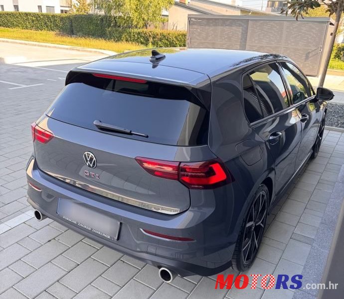 2023' Volkswagen Golf VIII 2,0 Tsi photo #5