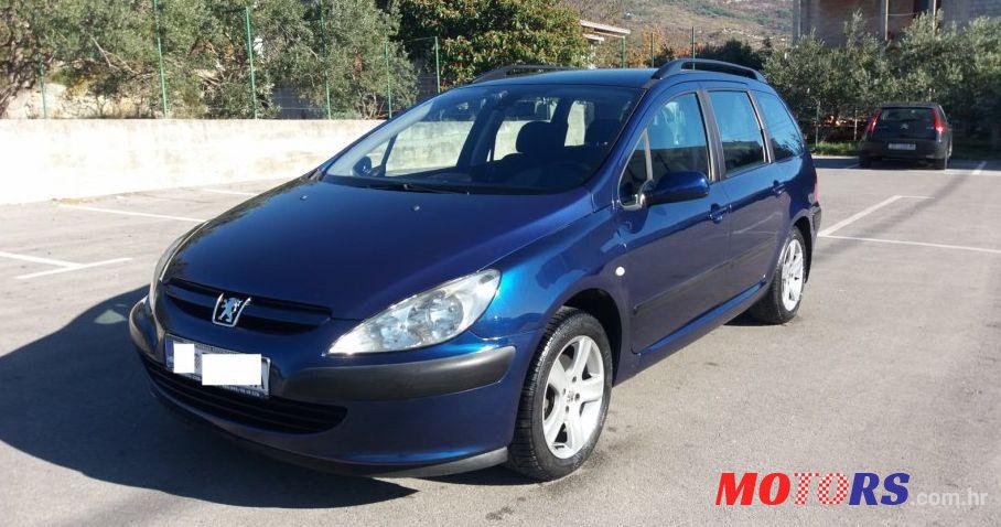 2003' Peugeot 307 Sw photo #2