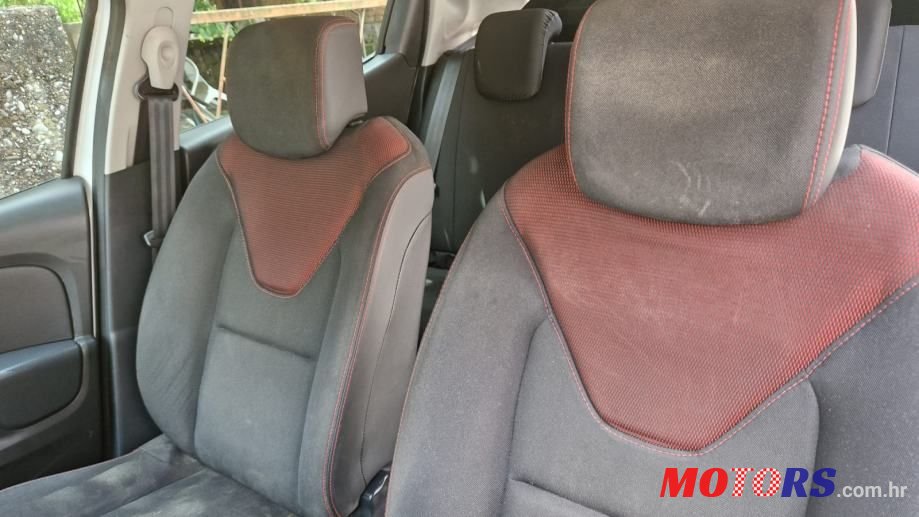 2014' Renault Clio Dci 75 photo #6