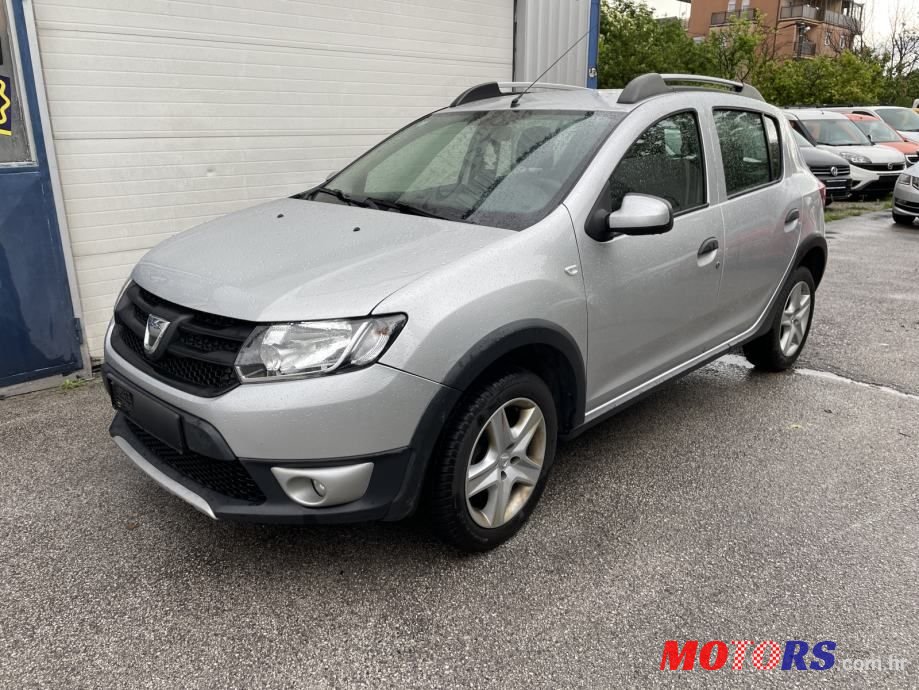 2016' Dacia Sandero photo #1