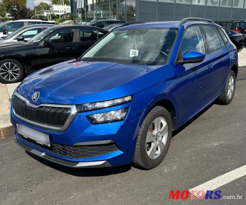 2020' Skoda Kamiq 1,0 Tsi Ambition photo #2