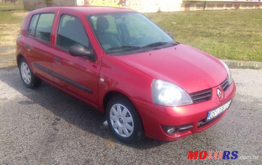 2007' Renault Clio 1,2 photo #3